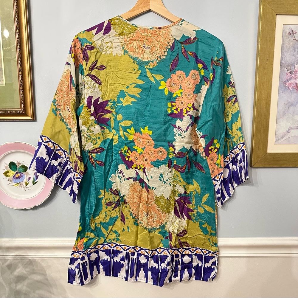 CAbi Floral 100% Silk Tunic Top Size XS Colorful Resort Travel Beach Teal Boho - Picture 3 of 10